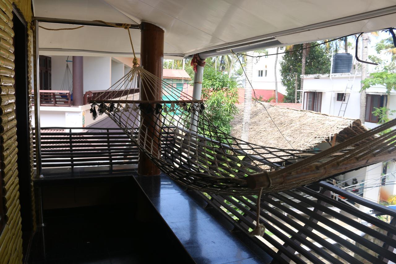 Hotel Mummy Bamboo House Varkala Exterior foto
